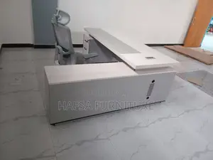 Office Managerial Table