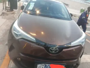 Toyota C-HR 2017 Brown