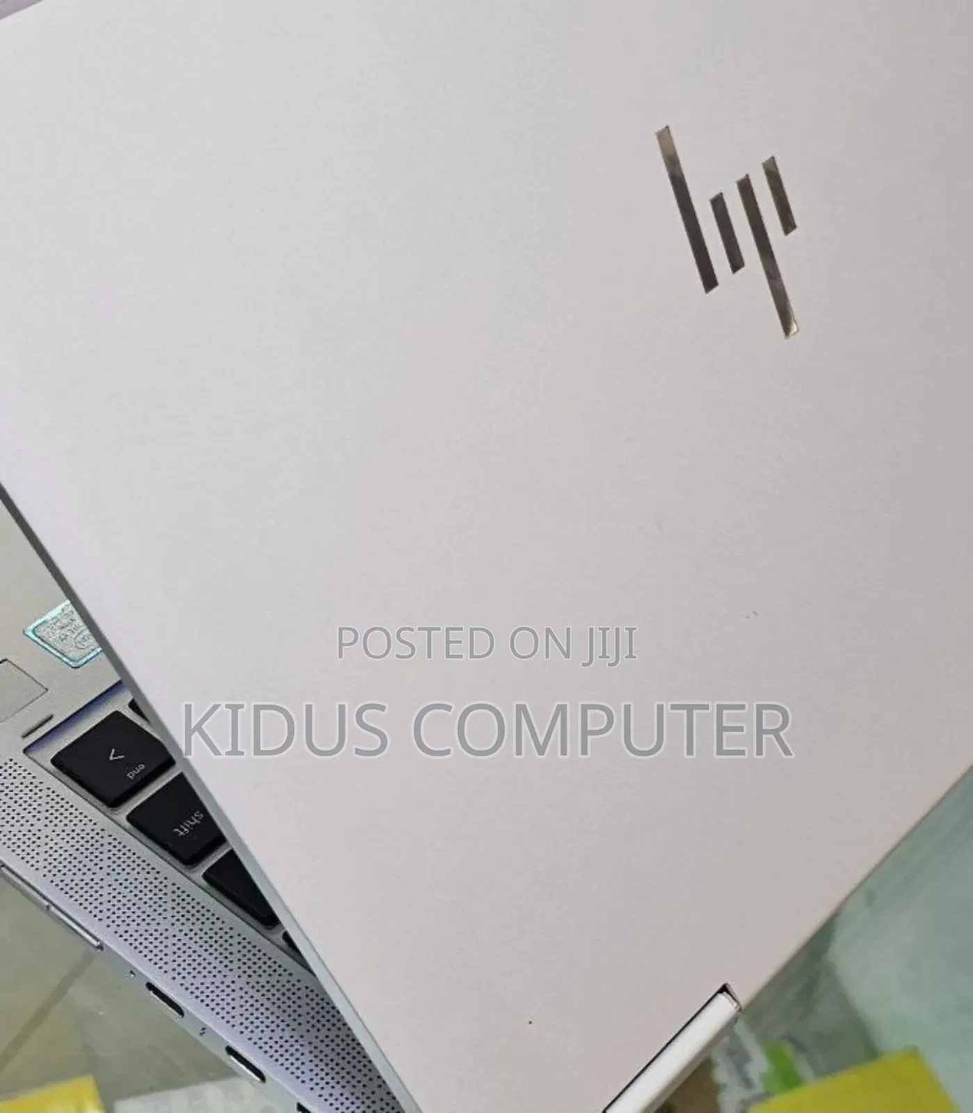 New Laptop HP EliteBook 1030 8GB Intel Core I7 SSD 512GB
