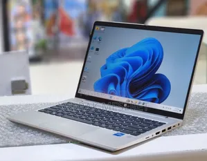 New Laptop HP ProBook 440 G8 8GB Intel Core I5 SSD 256GB