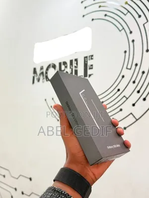 Photo - New Samsung Galaxy S25 Ultra 256 GB