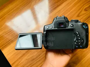 Canon 750d (Rebel T6i)