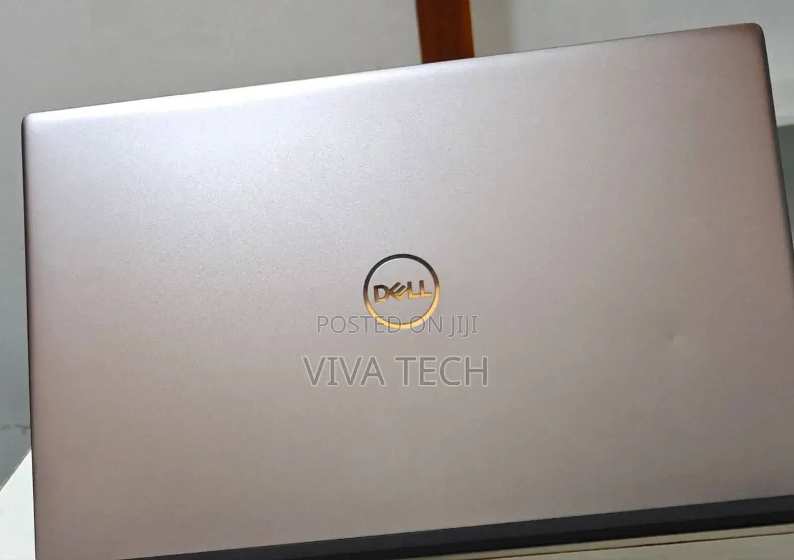 New Laptop Dell Vostro V130 16GB Intel Core i7 SSD 512GB