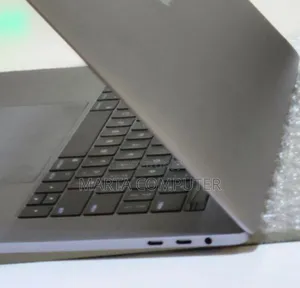 New Laptop Apple MacBook Pro 2019 32GB Intel Core I7 SSD 512GB