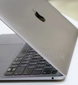 New Laptop Apple MacBook Pro 2019 32GB Intel Core I7 SSD 512GB