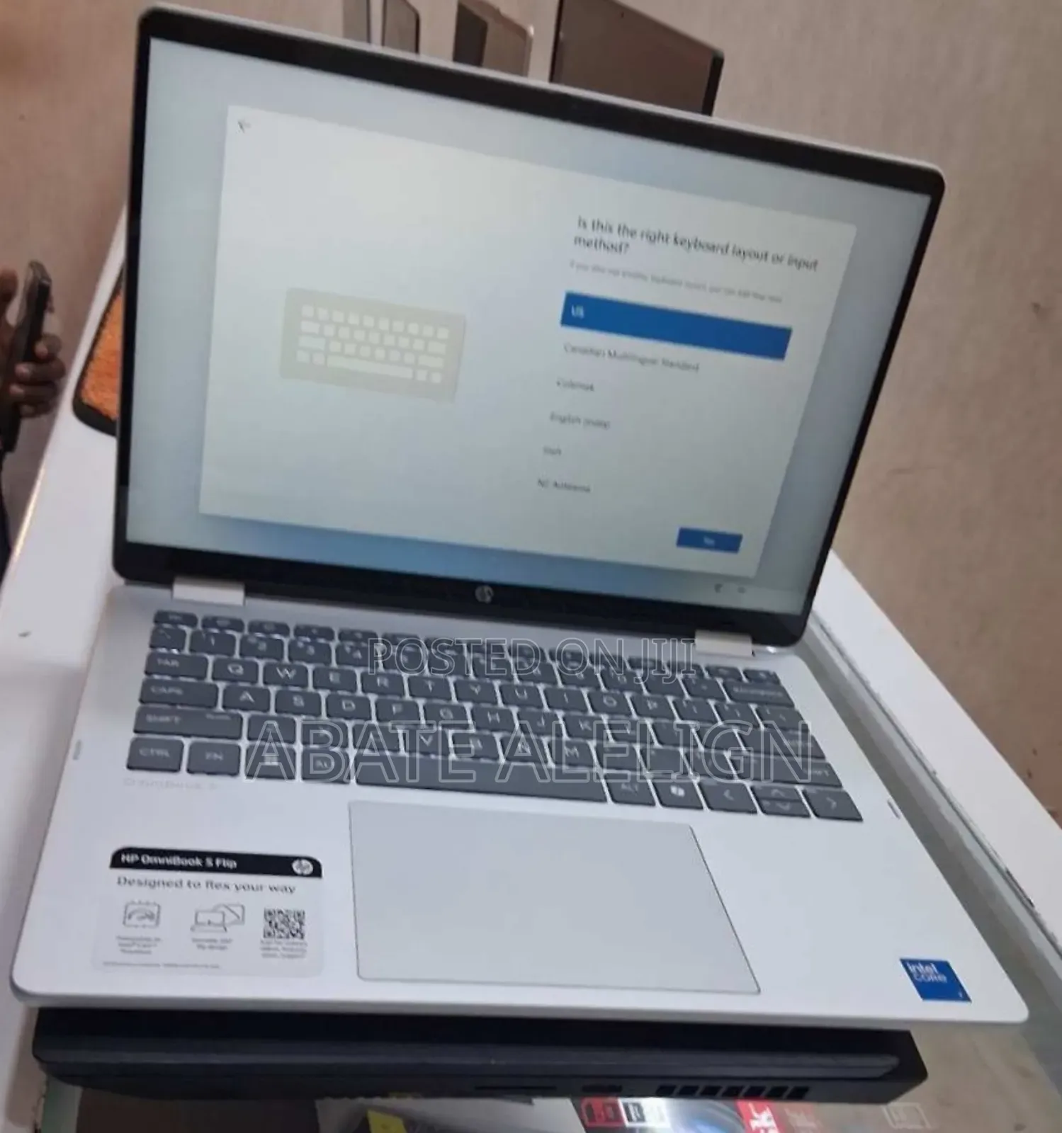 New Laptop HP OmniBook 5 Flip 16GB Intel Core I7 SSD 512GB