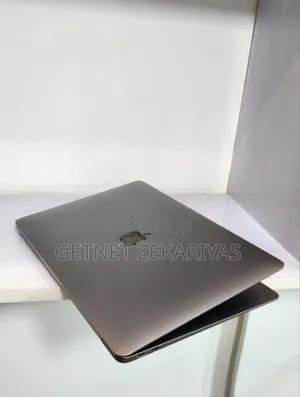 New Laptop Apple MacBook Air 16GB Apple M1 SSD 256GB