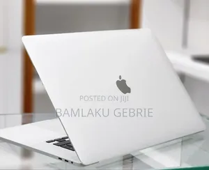 New Laptop Apple MacBook Pro 2019 16GB Intel Core I7 SSD 512GB