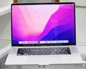New Laptop Apple MacBook Pro 2019 16GB Intel Core I7 SSD 512GB