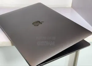 New Laptop Apple MacBook Pro M1 16GB Apple M1 SSD 256GB