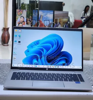 New Laptop HP ProBook 440 G8 8GB Intel Core I5 SSD 256GB