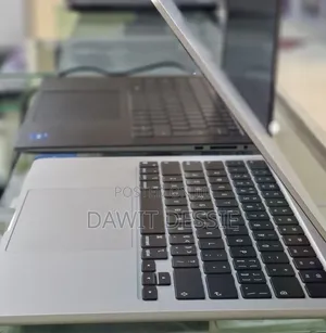 New Laptop Apple MacBook Air 2022 M2 8GB SSD 256GB