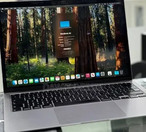 New Laptop Apple MacBook 2020 8GB Intel Core I3 SSD 256GB