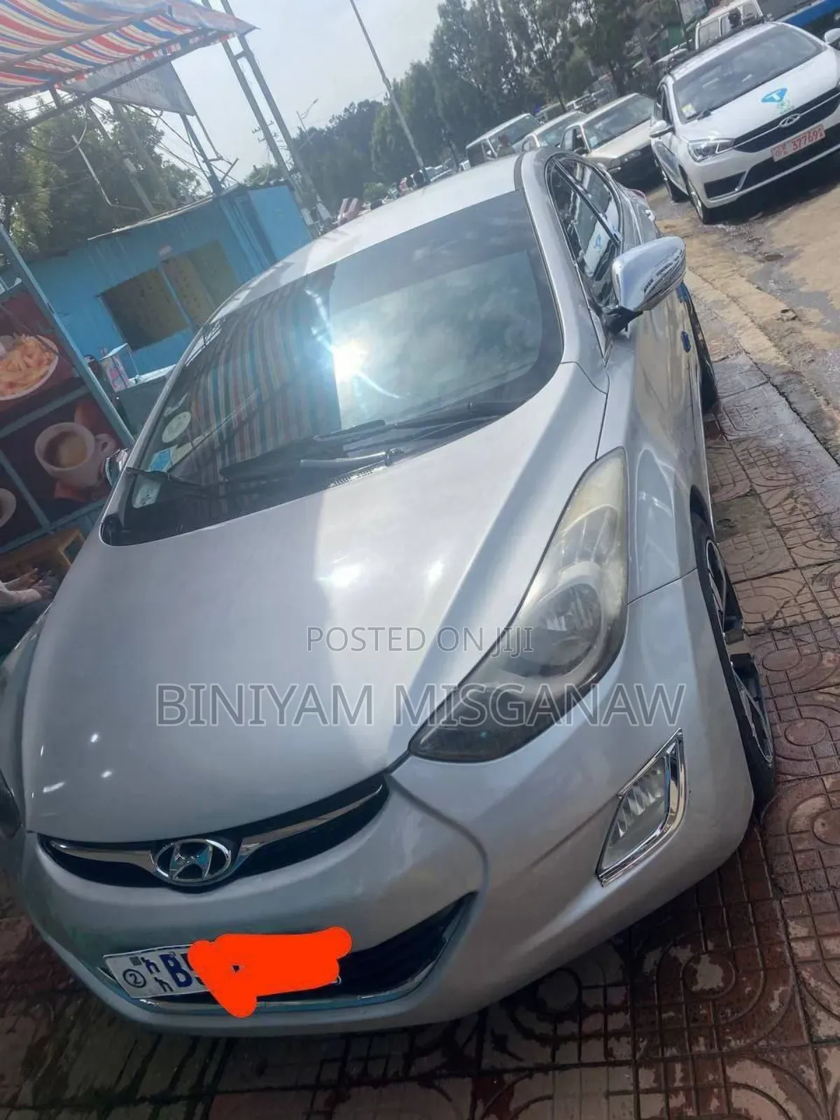 Hyundai Elantra 2012 Silver