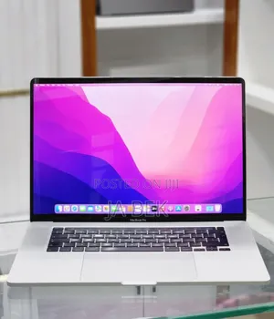 New Laptop Apple MacBook Pro 2019 16GB Intel Core I7 SSD 512GB