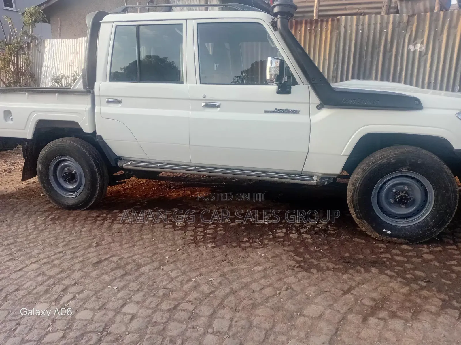 Toyota Land Cruiser 2018 White