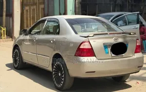 Toyota Corolla 2005 Gold