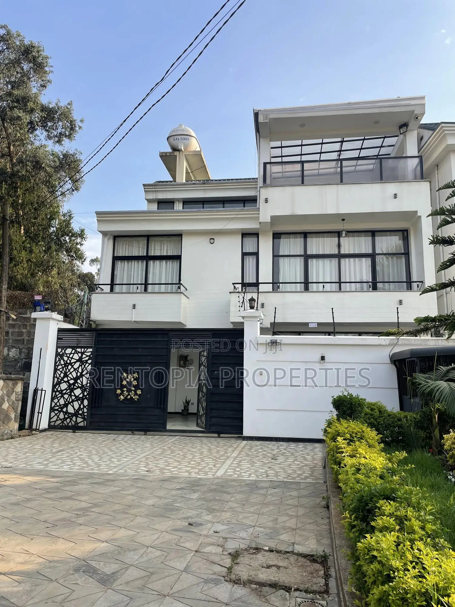 5bdrm House in Yeka for rent