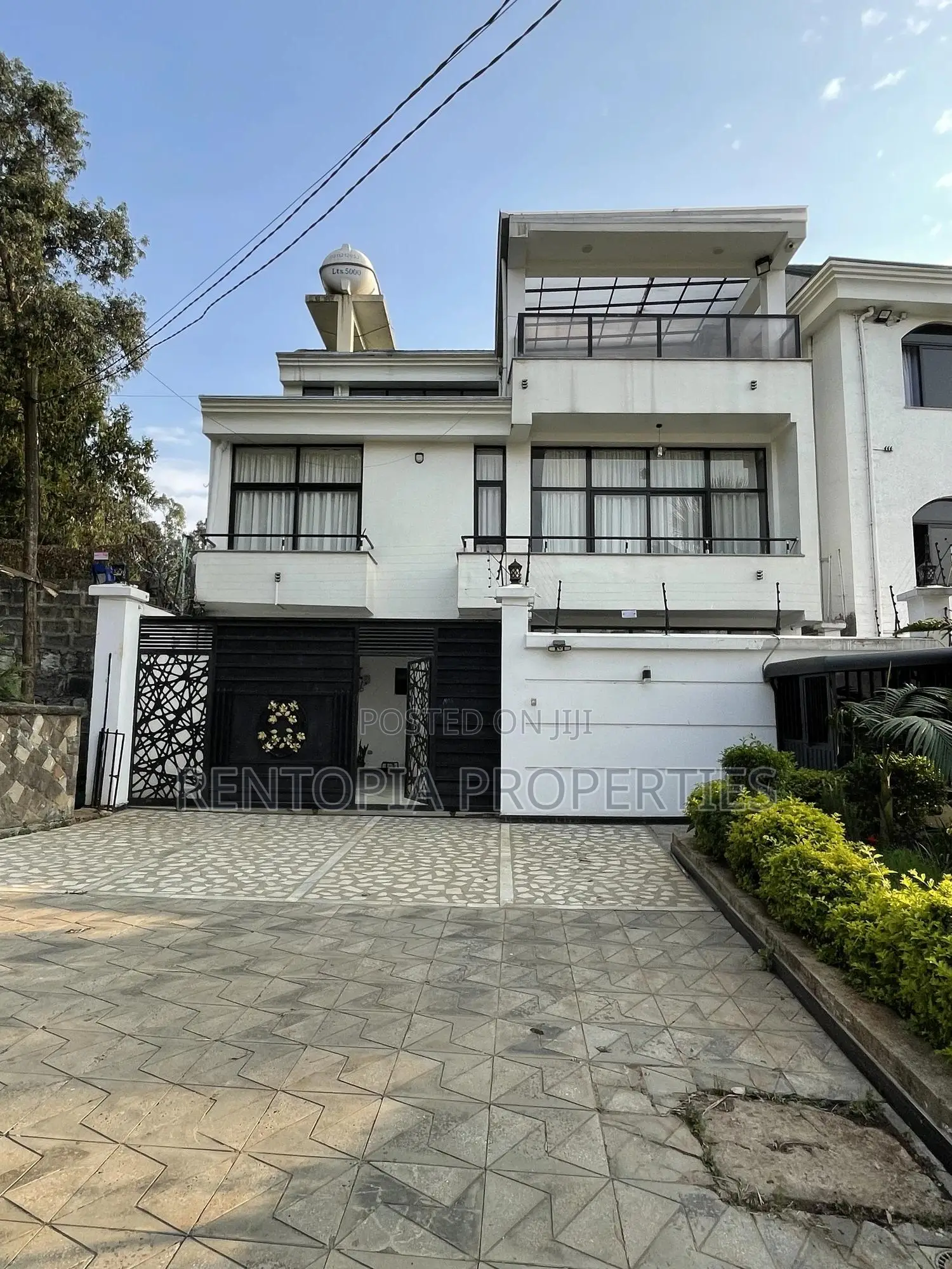 5bdrm House in Yeka for rent
