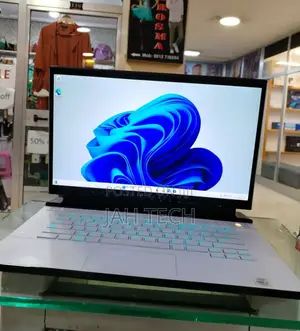 New Laptop Alienware Area-51m 16GB Intel Core I7 SSD 512GB