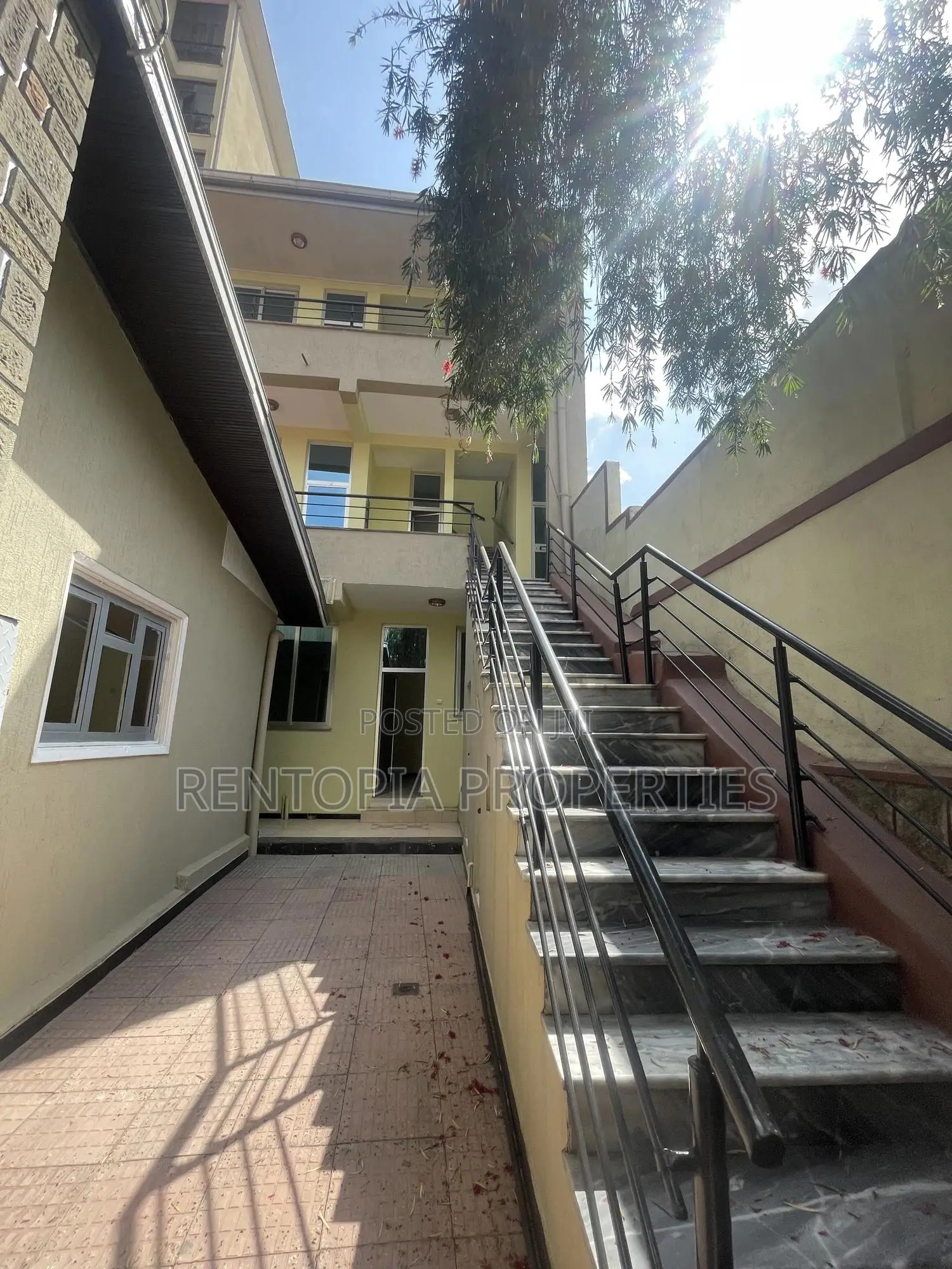 Massive G+2 Property for Rent: 18 Rooms | 500sqm | Multi-Purpose