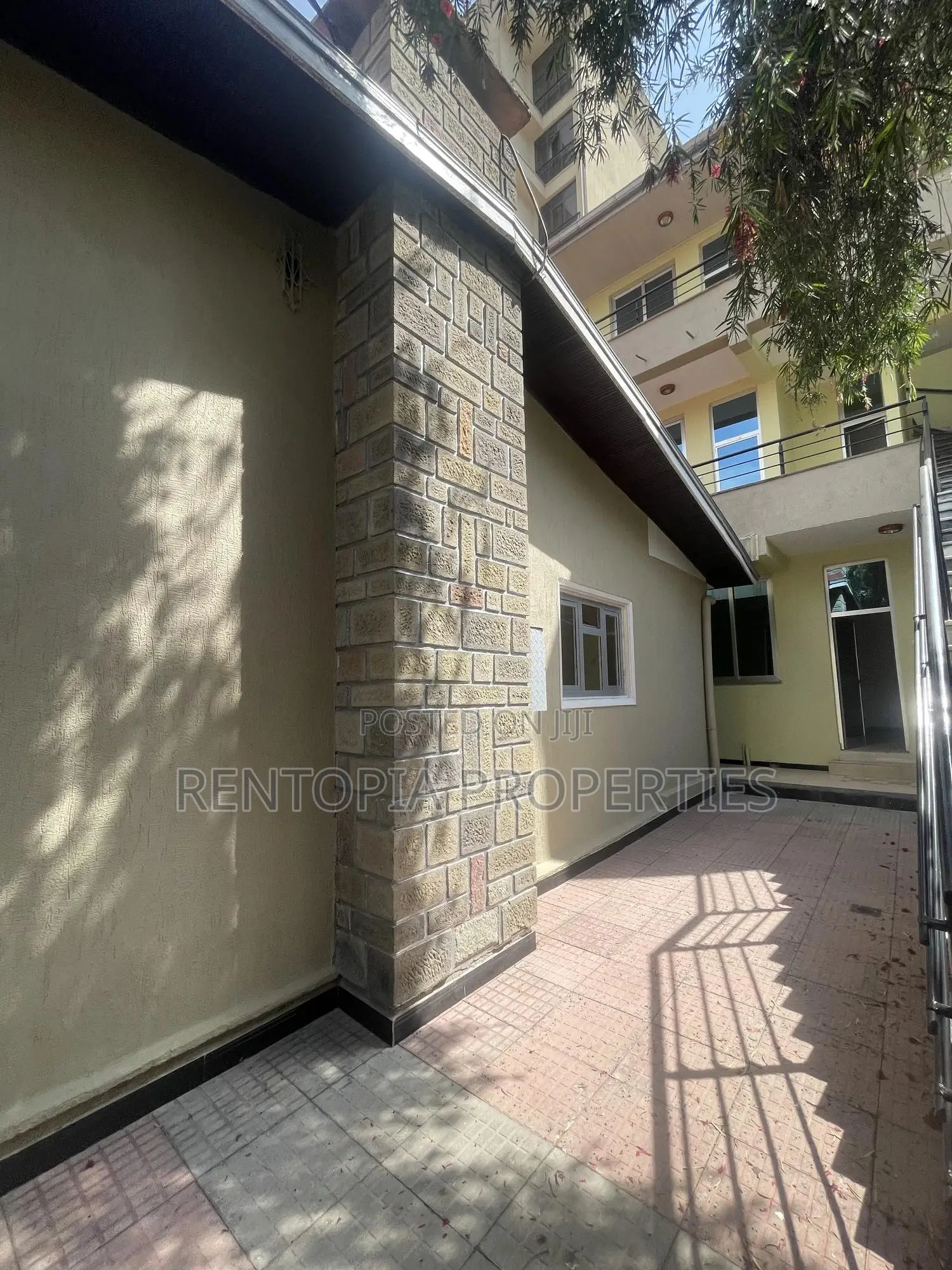 Massive G+2 Property for Rent: 18 Rooms | 500sqm | Multi-Purpose