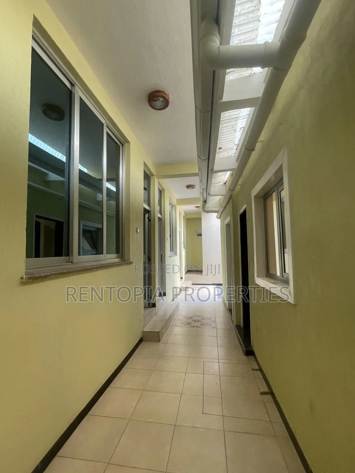 Massive G+2 Property for Rent: 18 Rooms | 500sqm | Multi-Purpose