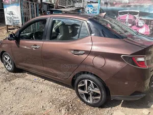 Hyundai I10 2021 Brown