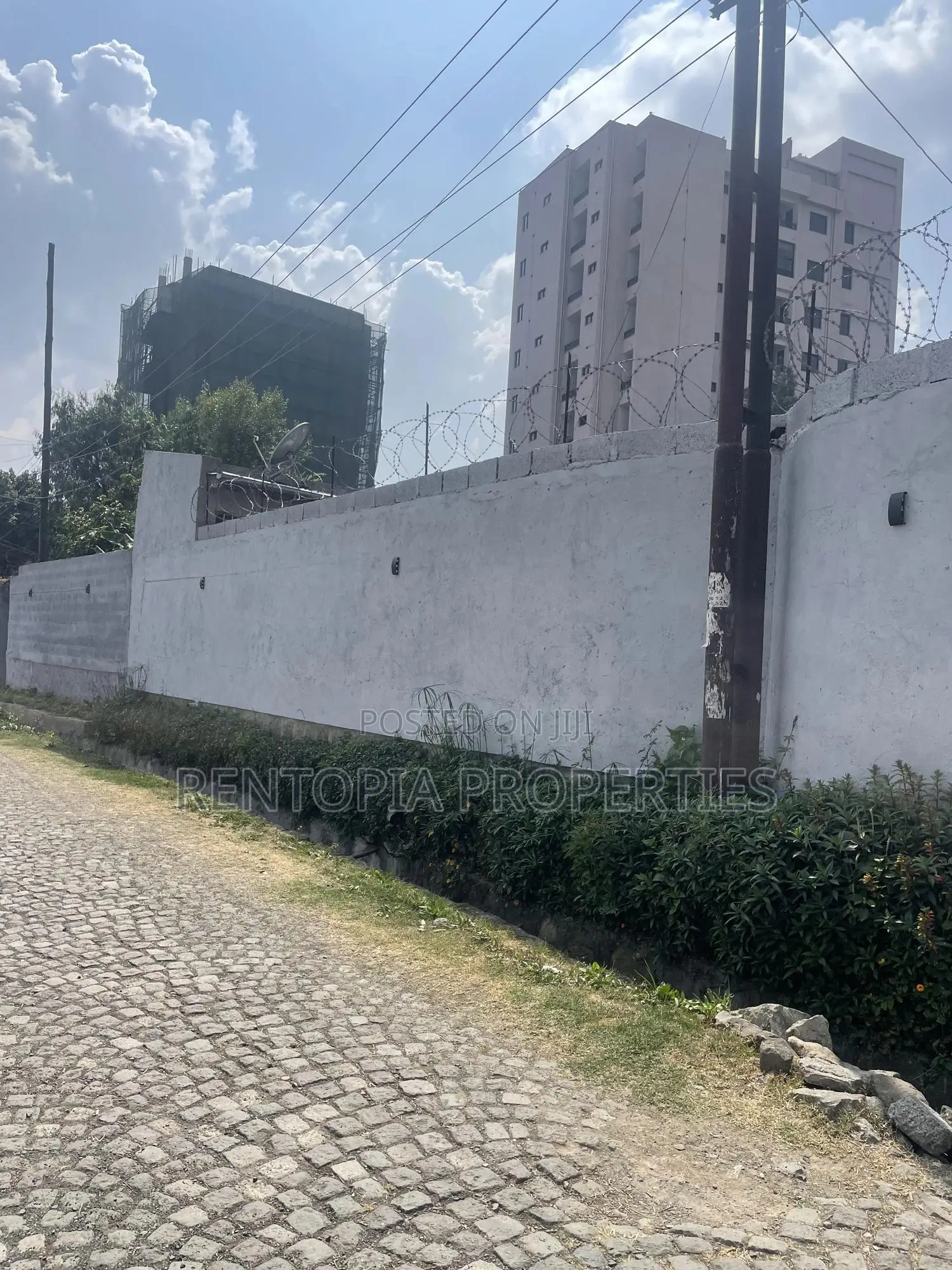 360sqm Land for Sale at Setoch Adebabay