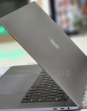 New Laptop Apple MacBook Pro 2019 32GB Intel Core I7 SSD 512GB