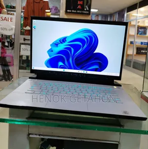 New Laptop Alienware Area-51m 16GB Intel Core I7 SSD 512GB