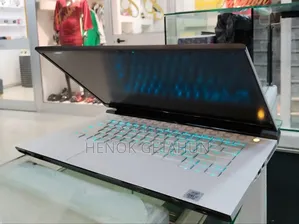 New Laptop Alienware Area-51m 16GB Intel Core I7 SSD 512GB