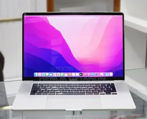 New Laptop Apple MacBook Pro 2019 16GB Intel Core I7 SSD 512GB