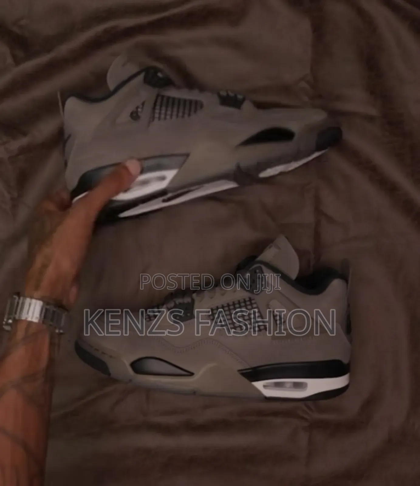 Air Jordan 4 Retro "Cave Stone"