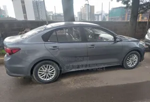 Kia Rio 2020 Gray