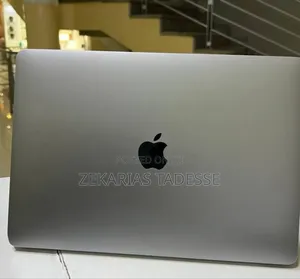 New Laptop Apple MacBook Pro 2019 8GB Intel Core I5 SSD 128GB
