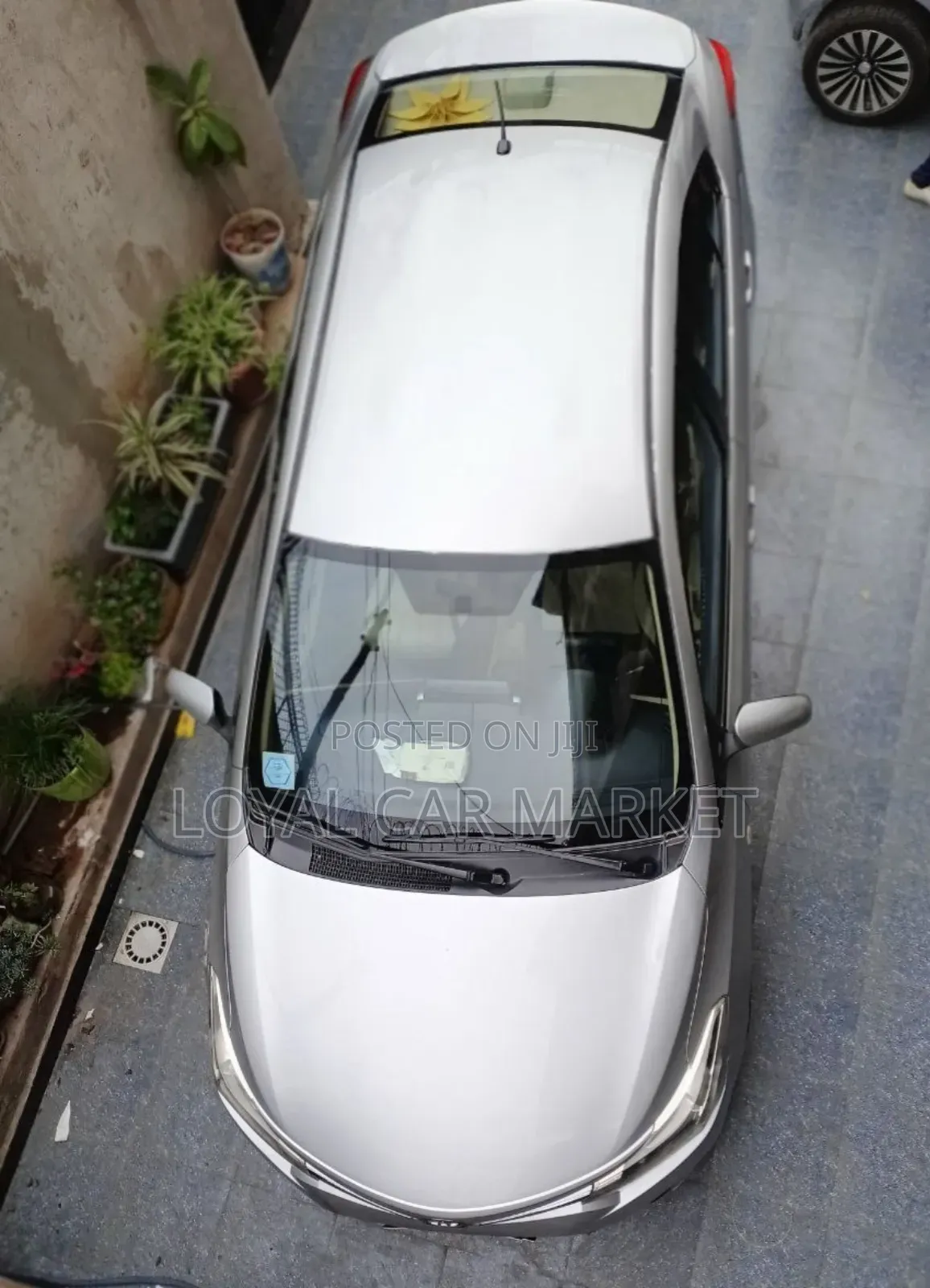 Toyota Yaris 2013 Silver