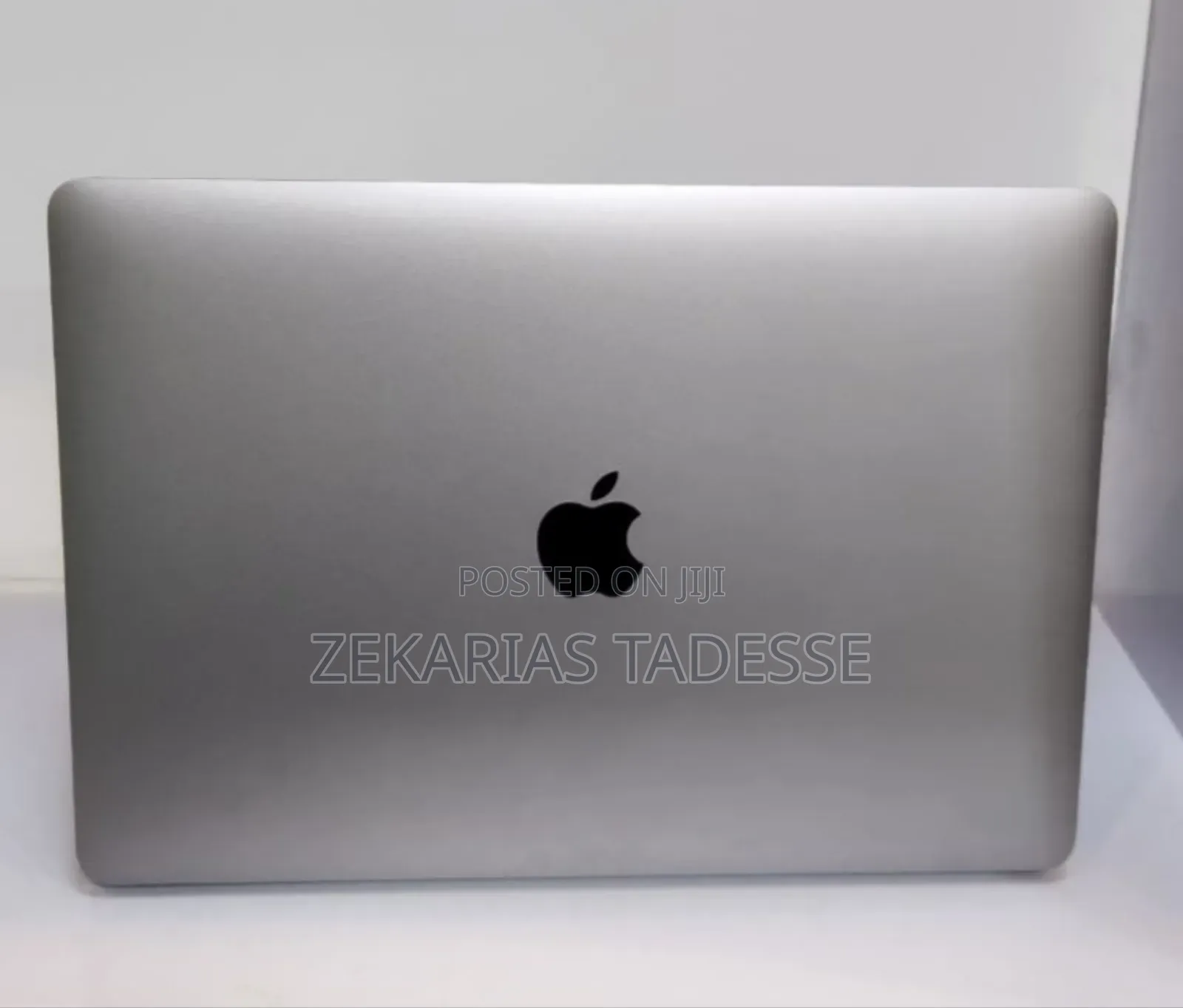 New Laptop Apple MacBook Air 2020 M1 16GB Apple M1 SSD 256GB