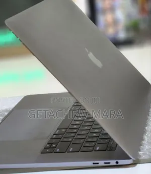 New Laptop Apple MacBook Pro 2019 32GB Intel Core I7 SSD 512GB