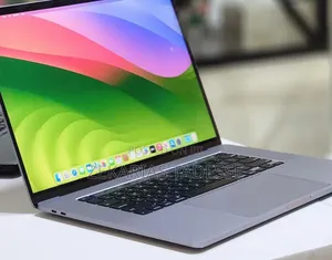 New Laptop Apple MacBook Pro 2019 32GB Intel Core I7 SSD 512GB