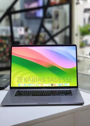 New Laptop Apple MacBook Pro 2019 32GB Intel Core I7 SSD 512GB