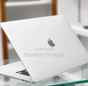 New Laptop Apple MacBook Pro 2019 16GB Intel Core I7 SSD 512GB