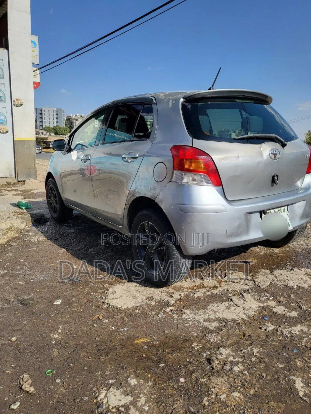 Toyota Yaris 2010 Silver