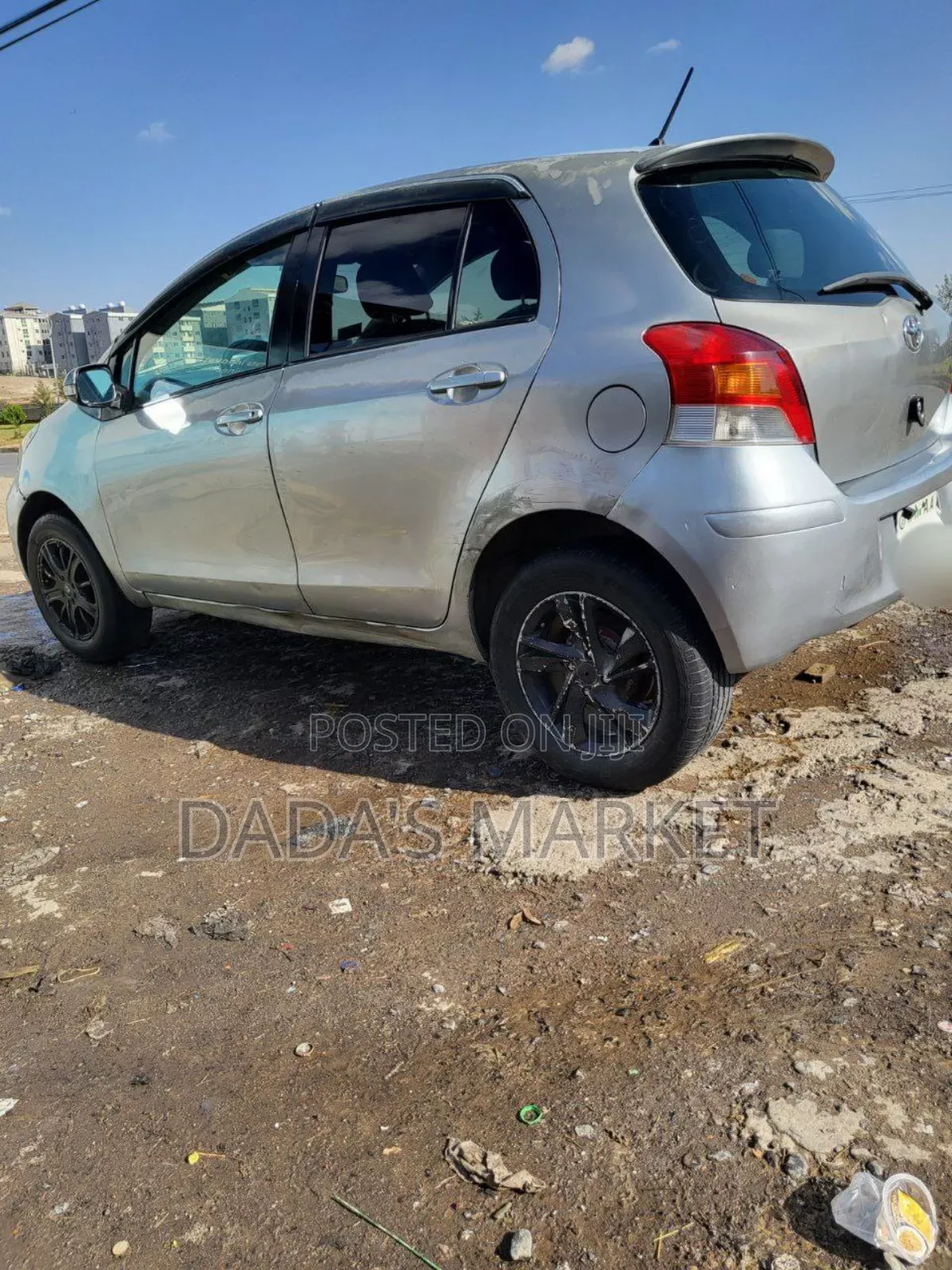 Toyota Yaris 2010 Silver