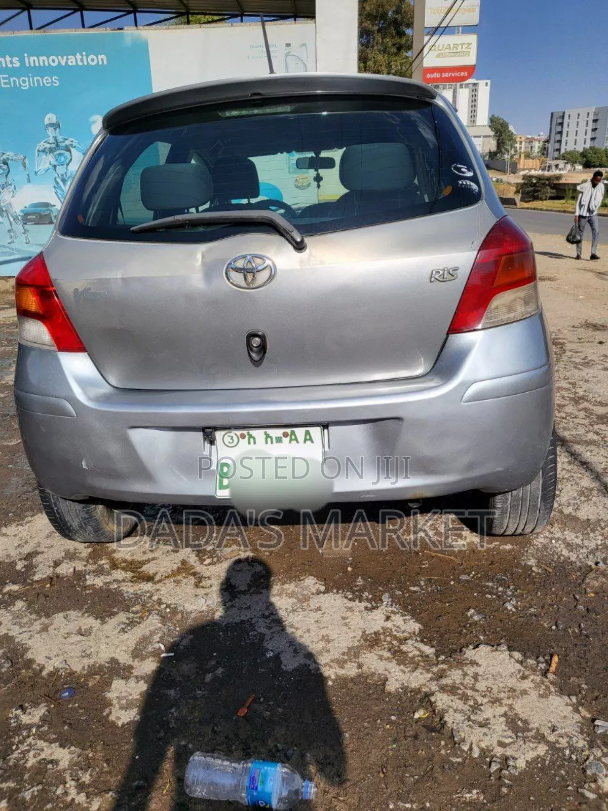 Toyota Yaris 2010 Silver