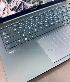 New Laptop Asus ZenBook 13 UX331UN 16GB Intel Core I7 SSD 512GB