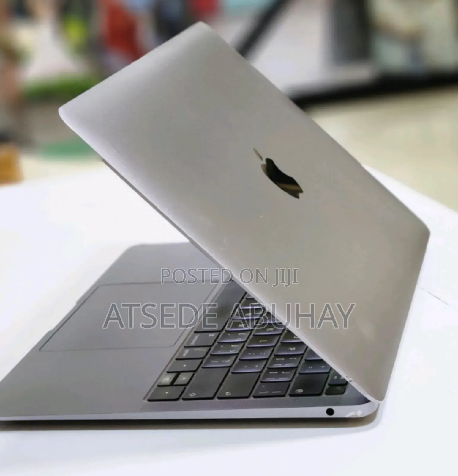 New Laptop Apple MacBook Pro 2019 32GB Intel Core I7 SSD 512GB