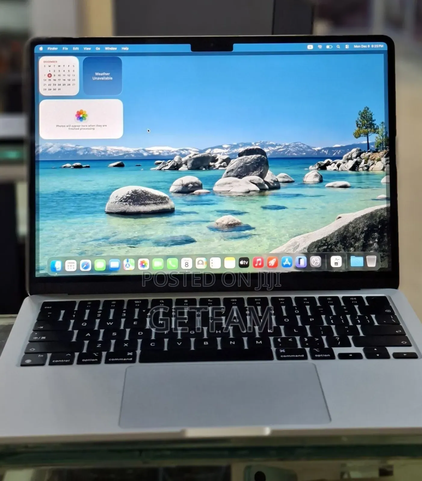 New Laptop Apple MacBook Air 2022 M2 8GB Apple M2 SSD 256GB
