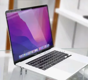 New Laptop Apple MacBook Pro 2019 16GB Intel Core I7 SSD 512GB