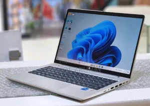 New Laptop HP ProBook 440 8GB Intel Core I5 SSD 256GB